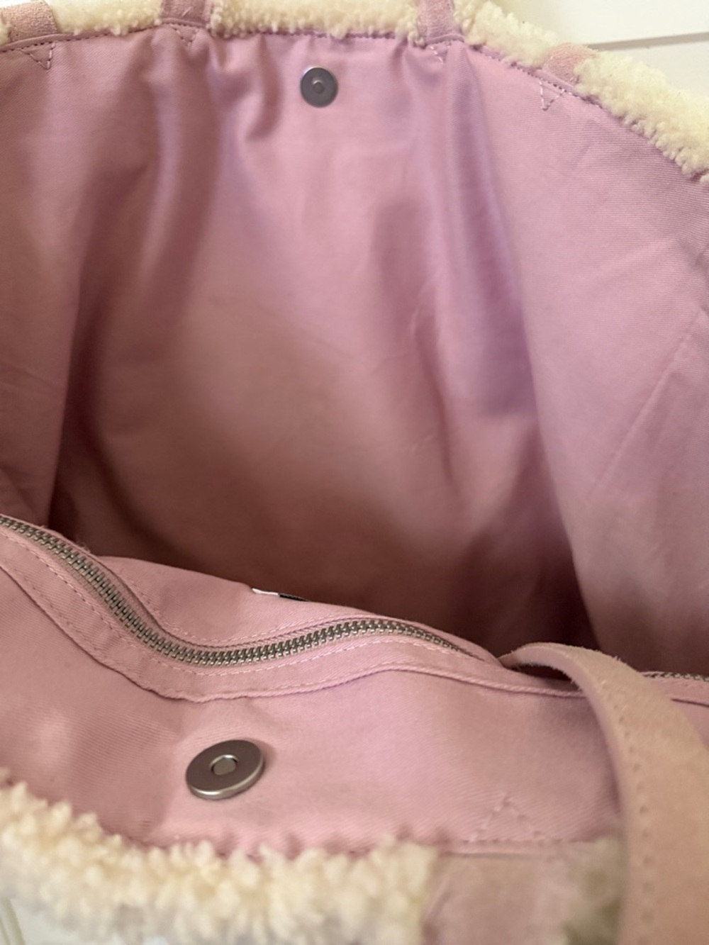 SALE! Ugg/telfar Tote Bag - Pink Shearling Trim - Picture 8 of 13